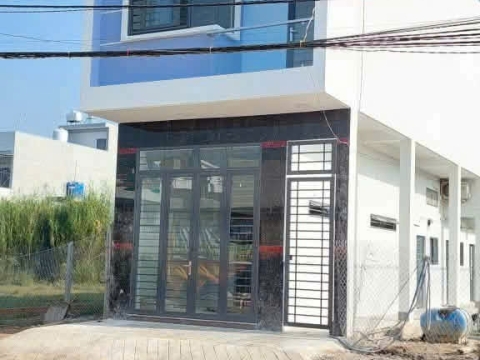 Nhà khu dân cư Tân Đức