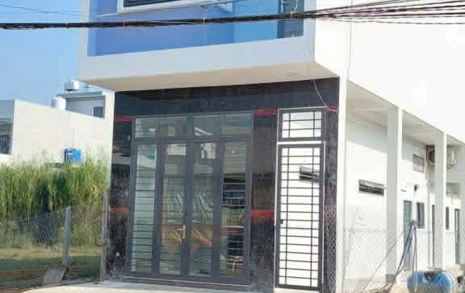 Nhà khu dân cư Tân Đức