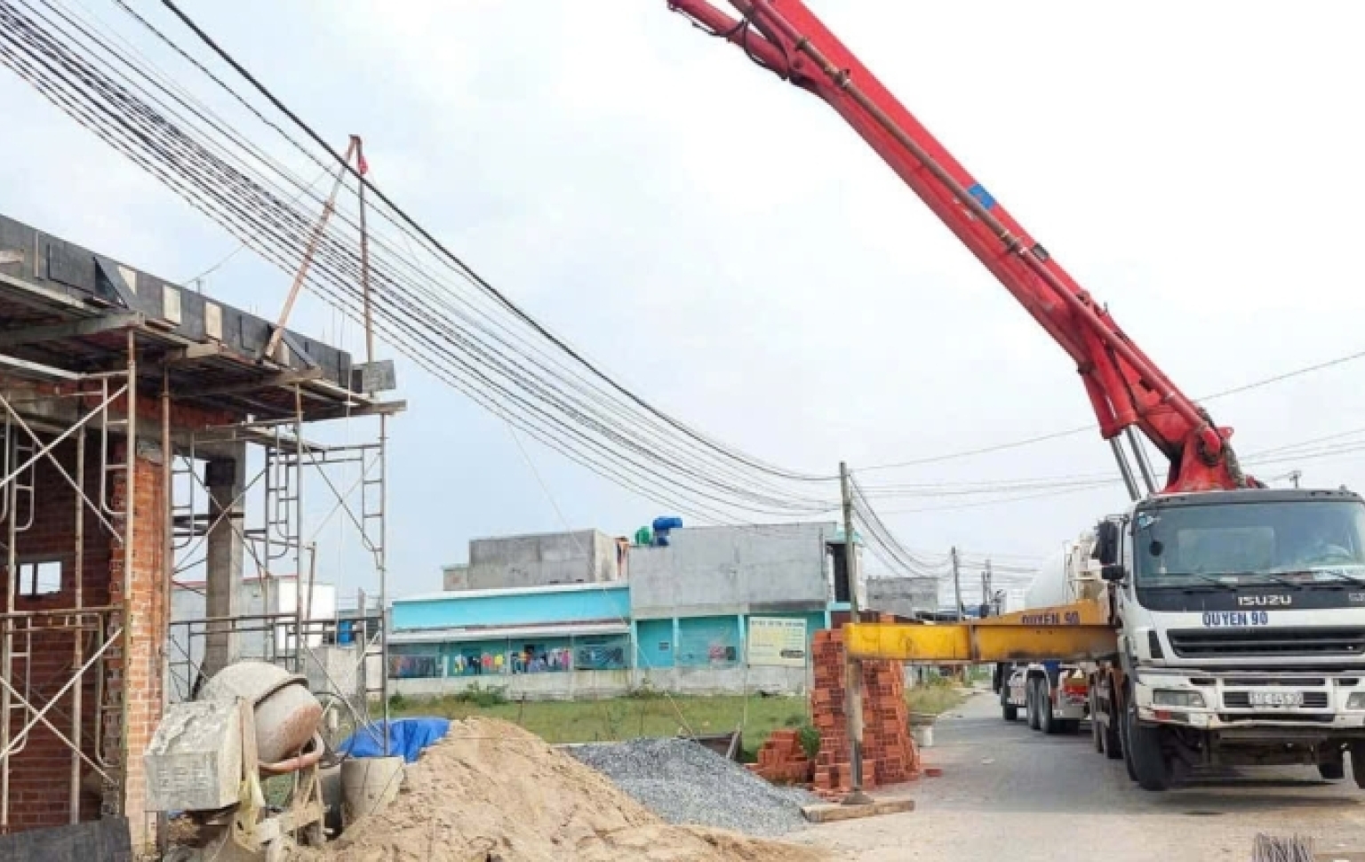 Nhà khu dân cư Tân Đức