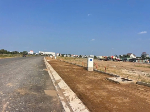 2nền MT ĐT830E khu tái định cư Thanh Phú 100HA liền kề trung tâm B.Lức