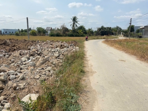 Ấp long hiệp xã mỹ yên Tây ninh (bến lức cũ)