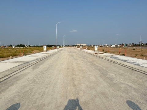 Vtrí đẹp diện tích 5x20m, kế bên trường học Nguyễn Hữu Thọ