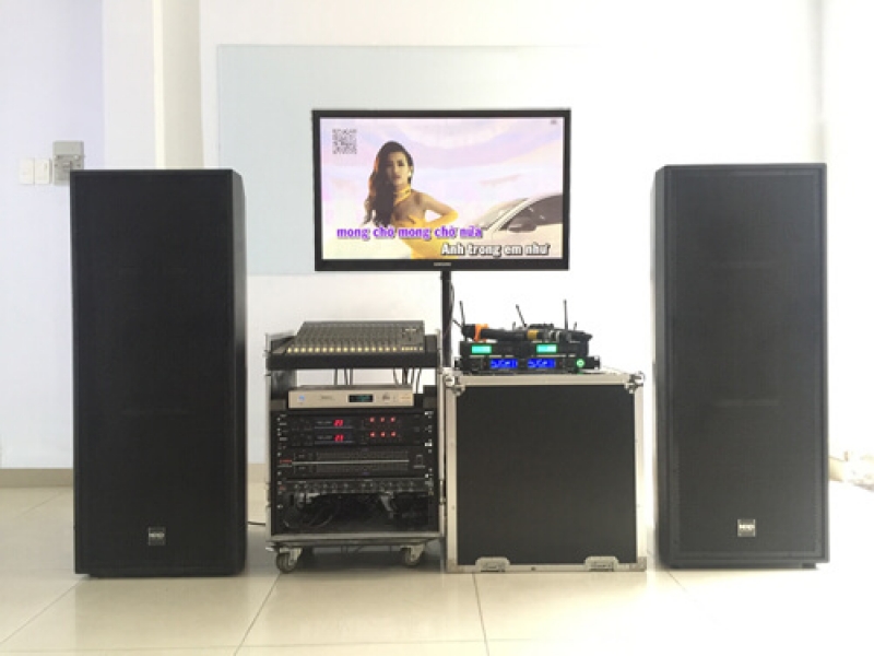 Thu Mua Dàn Âm Thanh Nhạc Sống với giá cao. 093.7794.608 Thu Mua Dàn Âm Thanh Nhạc Sống với giá cao. 093.7794.608