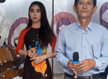 Trích đoạn Đêm Lạnh Chùa Hoang với cô MC xinh đẹp