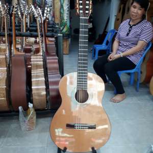 MSP: BTT17 Guitar Classic gỗ cẩm Indonesia